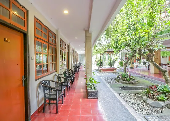 Hotel Catur Adi Putra Denpasar-bali 2*